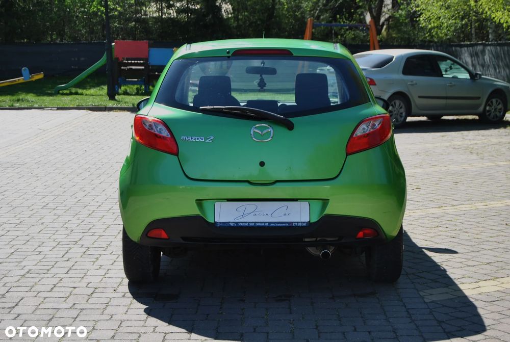 Mazda 2 - 16