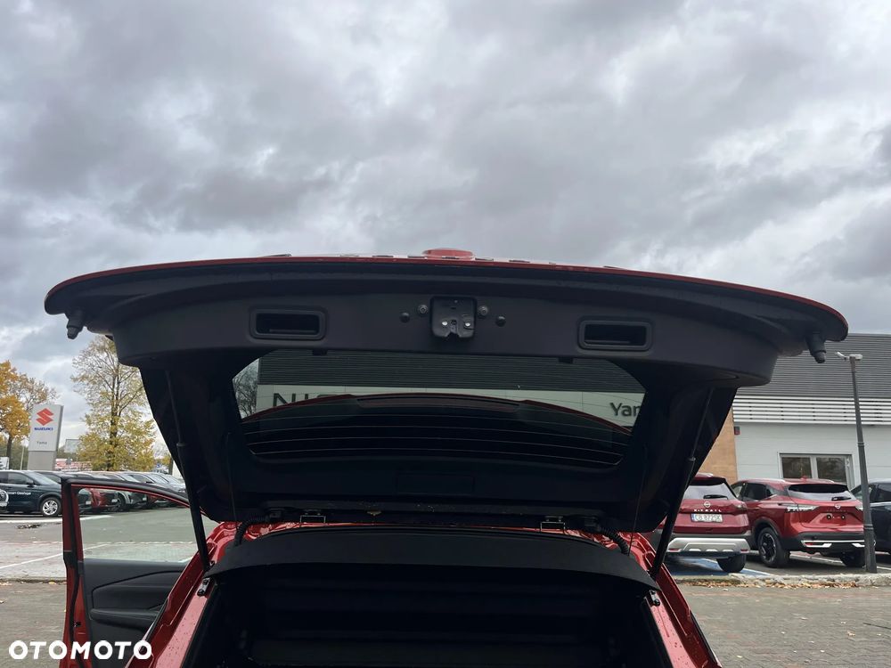 Nissan Qashqai 1.3 DIG-T mHEV N-Connecta Xtronic - 34