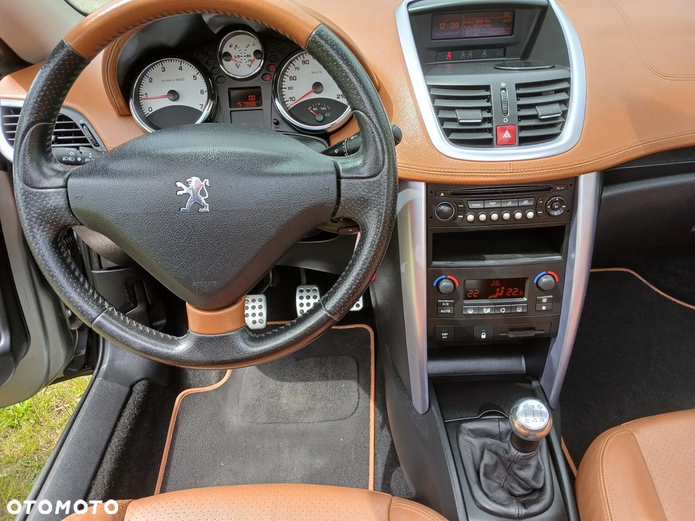 Peugeot 207 1.6 Turbo Sport - 6