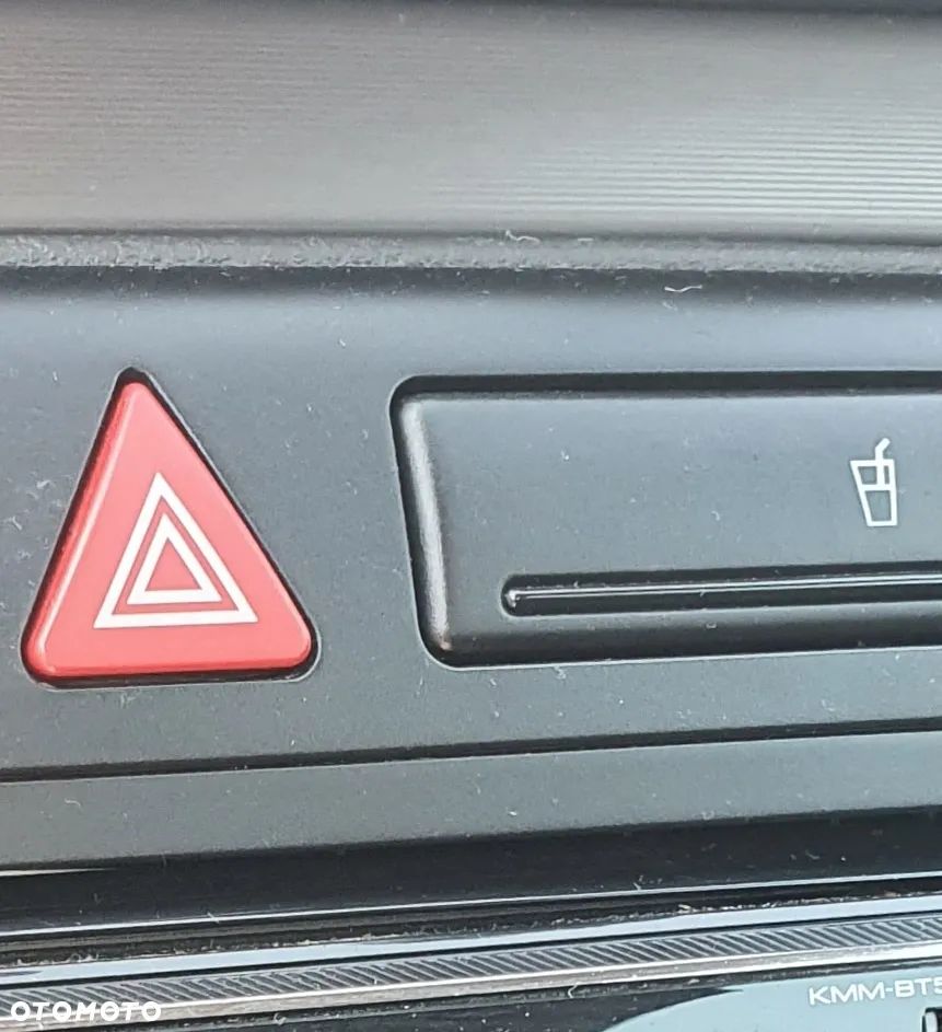 Audi A4 B5 lift przełącznik świateł awaryjnych   (83/15) - 2