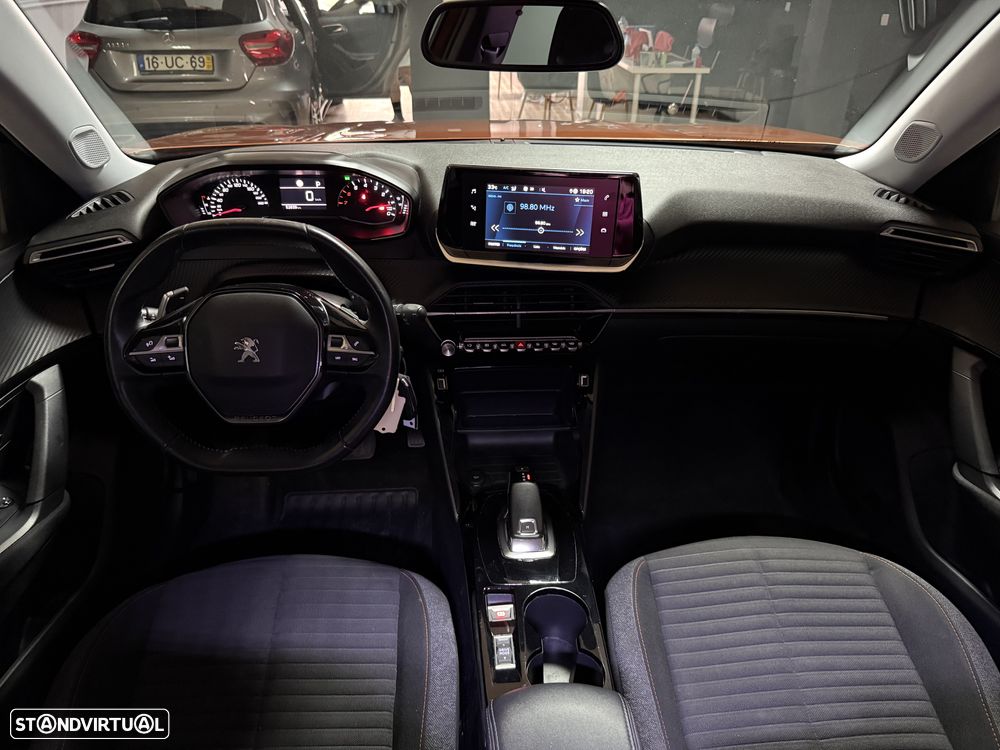 Peugeot 2008 1.2 PureTech Allure EAT8 - 16