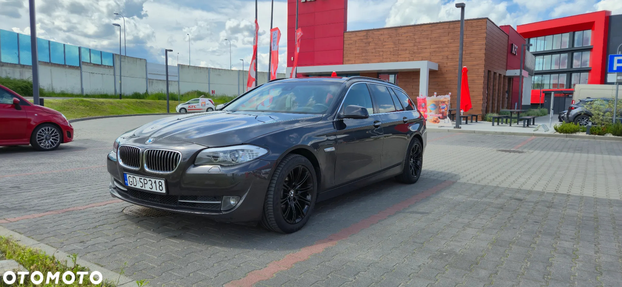 BMW Seria 5 520d Touring - 6