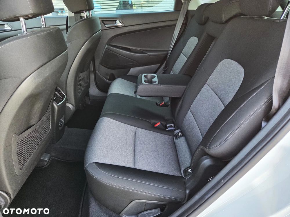 Hyundai Tucson blue 1.6 GDi 2WD Passion - 32