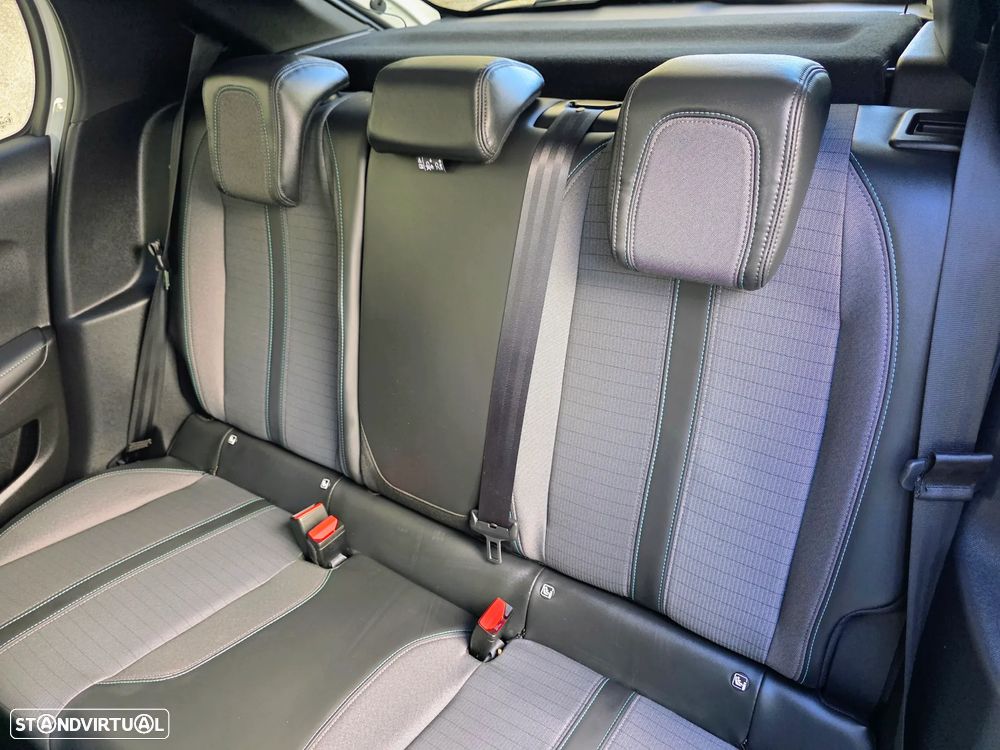 Peugeot 208 1.2 PureTech Allure - 49