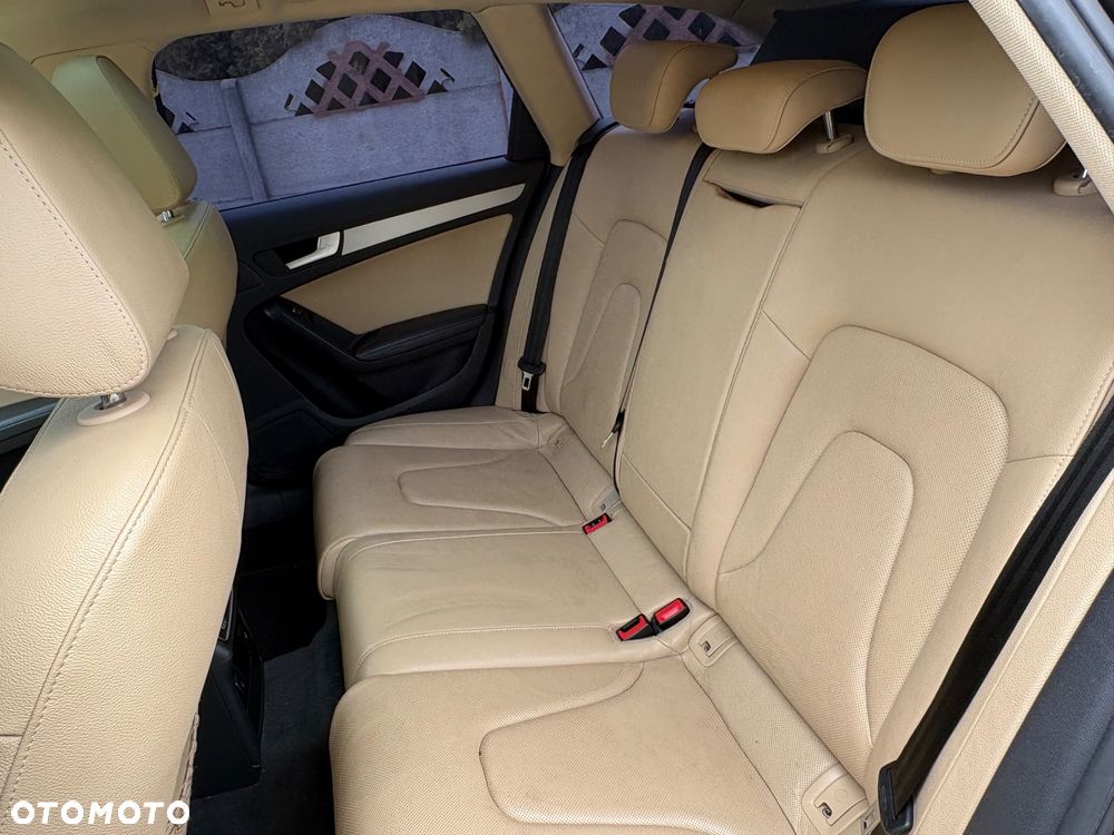 Audi A4 Avant 2.0 TDI DPF multitronic Attraction - 28
