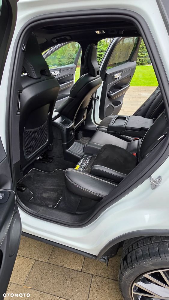 Volvo XC 60 T8 AWD Recharge Geartronic RDesign - 8