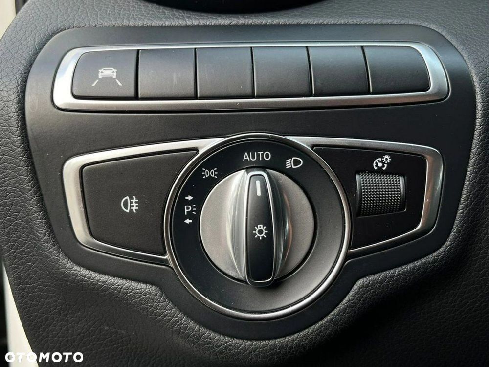 Mercedes-Benz Klasa C - 27