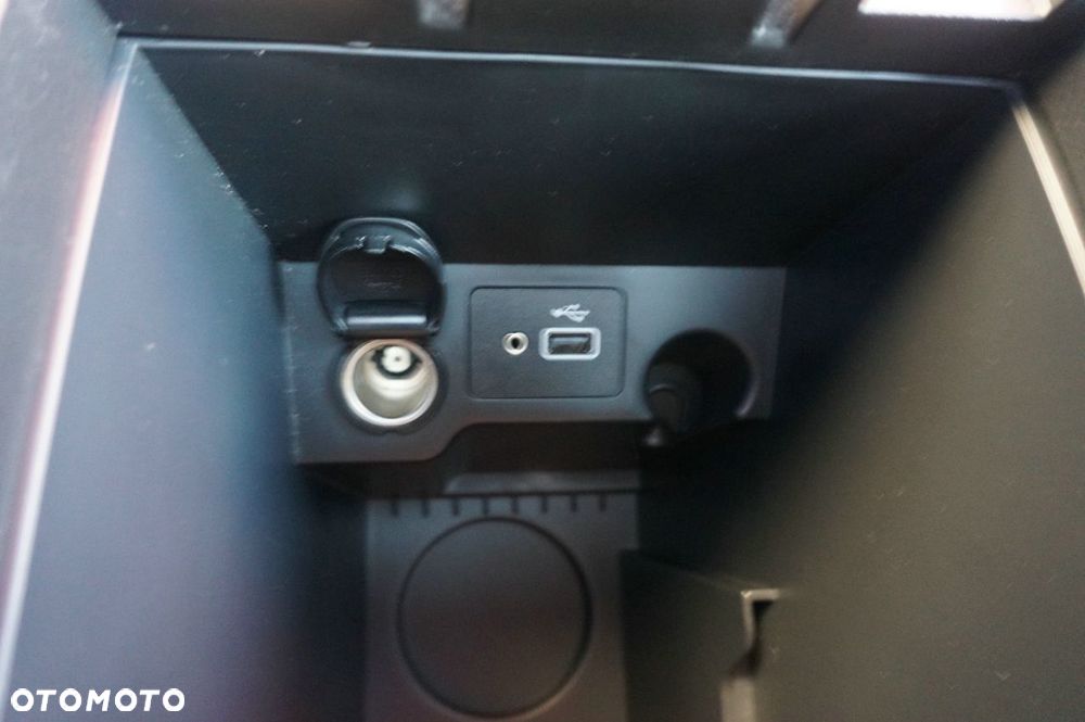 Nissan Qashqai 1.3 DIG-T TEKNA+ - 23