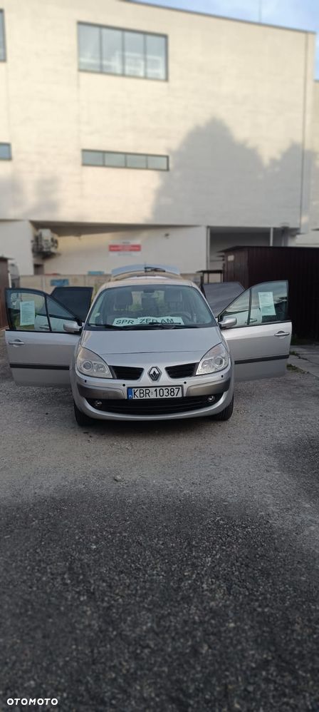 Renault Grand Scenic Gr 1.6 16V Confort Authentique - 13