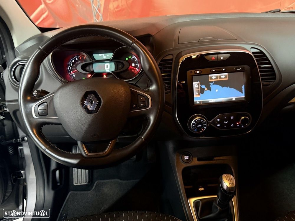 Renault Captur 1.2 TCe Exclusive - 10