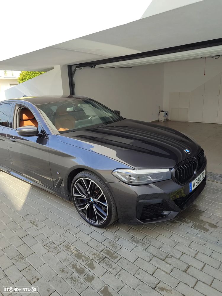 BMW 530 e Pack 50 anos M - 26