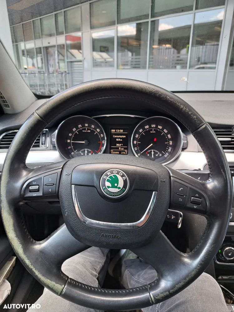 Skoda Superb 2.0 TDI Elegance - 11