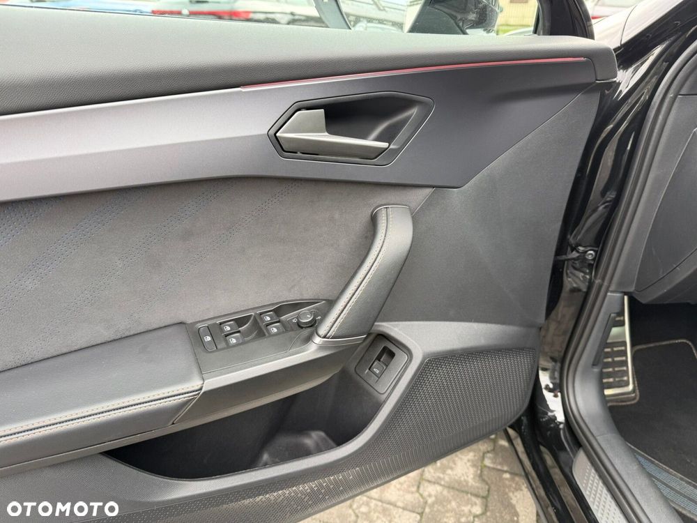 Cupra Formentor 1.5 eTSI mHEV DSG - 14