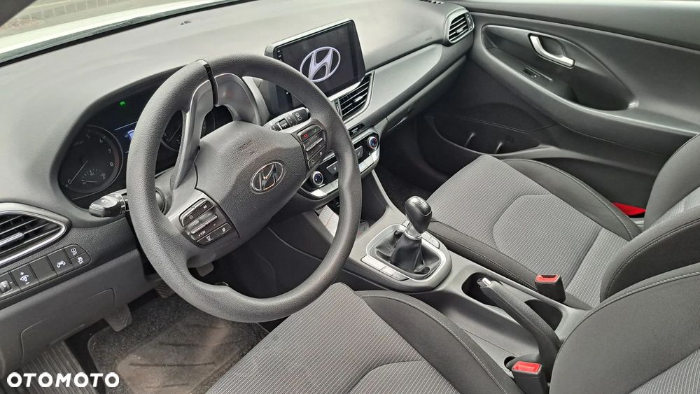 Hyundai i30 1.4 Classic - 9