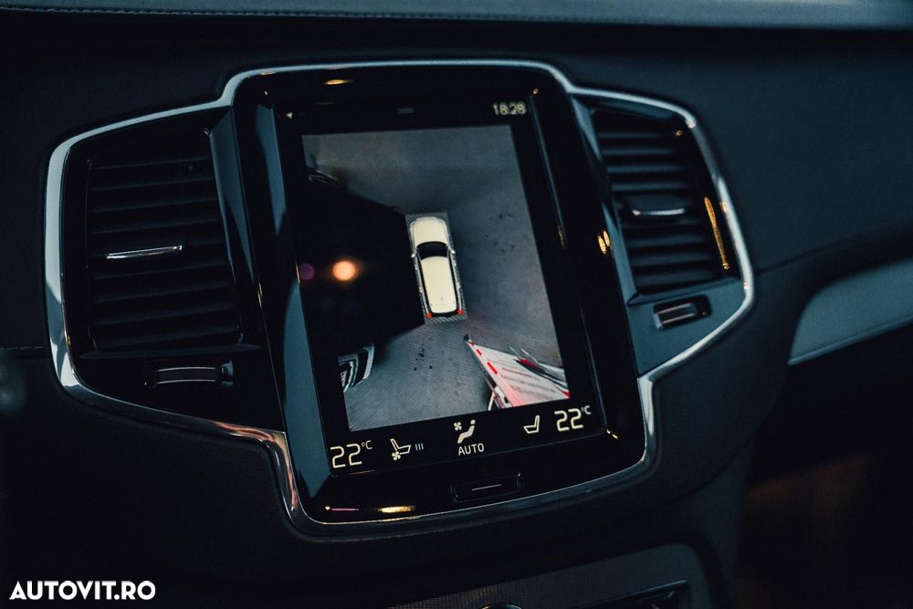 Volvo XC 90 - 12