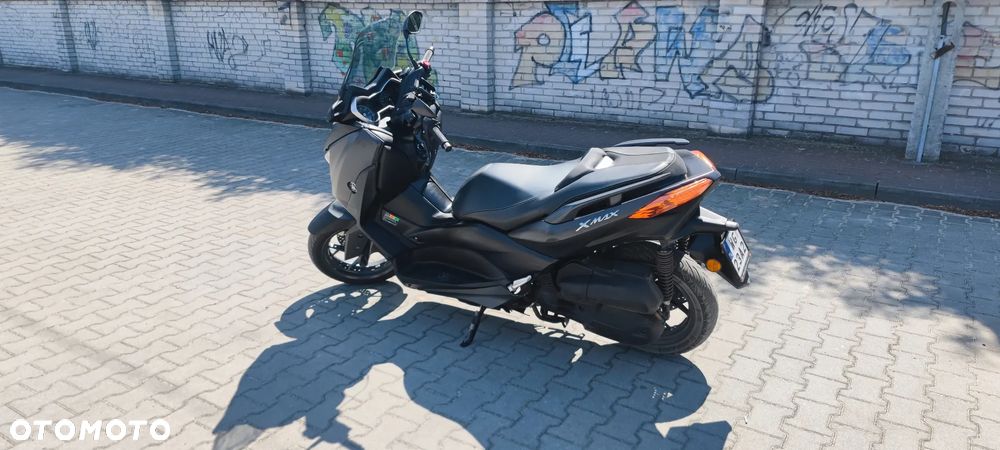 Yamaha X-max - 4