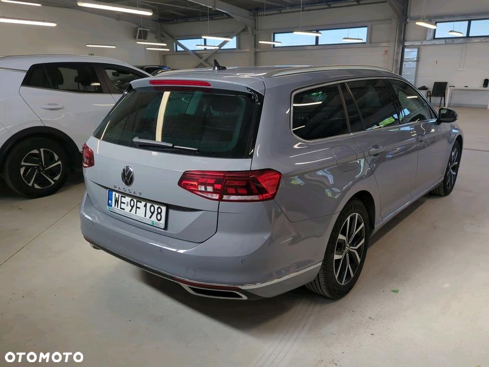 Volkswagen Passat Variant 2.0 TDI EVO Elegance - 4