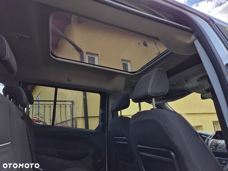 Ford Tourneo Connect Grand - 14