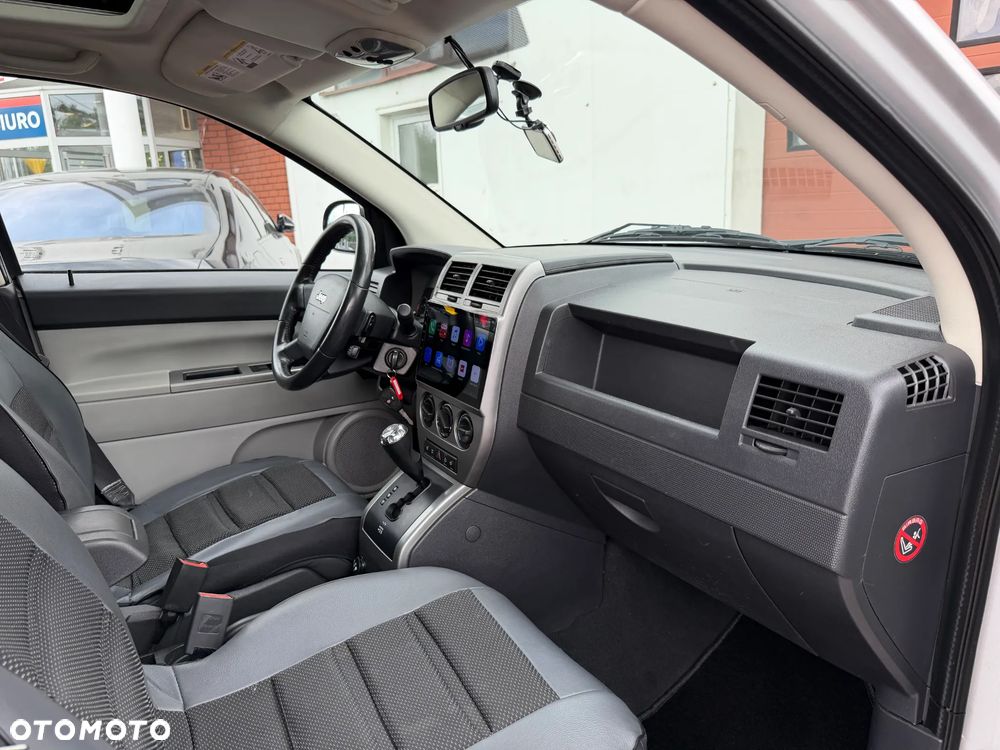 Jeep Compass 2.4I 4x4 CVT Limited - 30