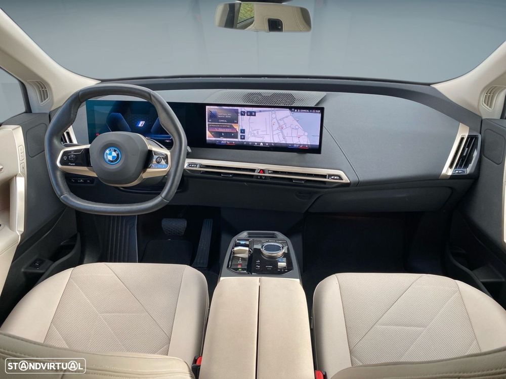 BMW iX xDrive 40 Pack Desportivo - 4