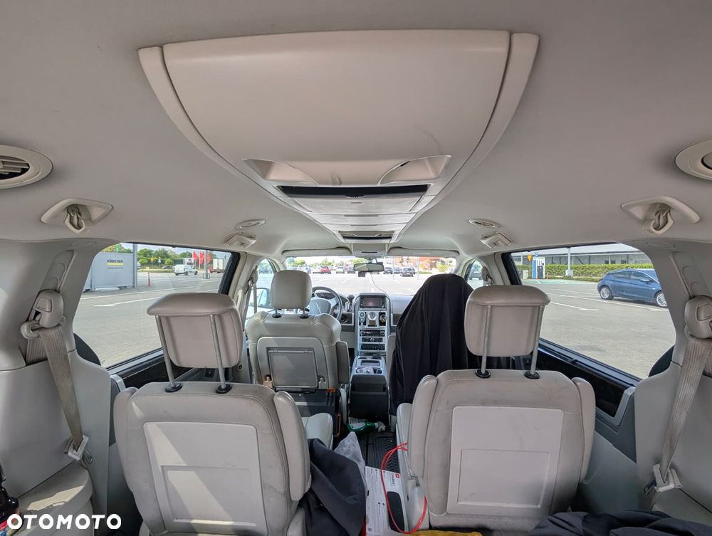 Chrysler Grand Voyager 2.8 CRD Touring - 7
