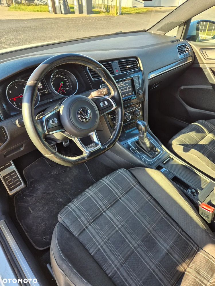 Volkswagen Golf GTD (BlueMotion Technology) DSG - 9