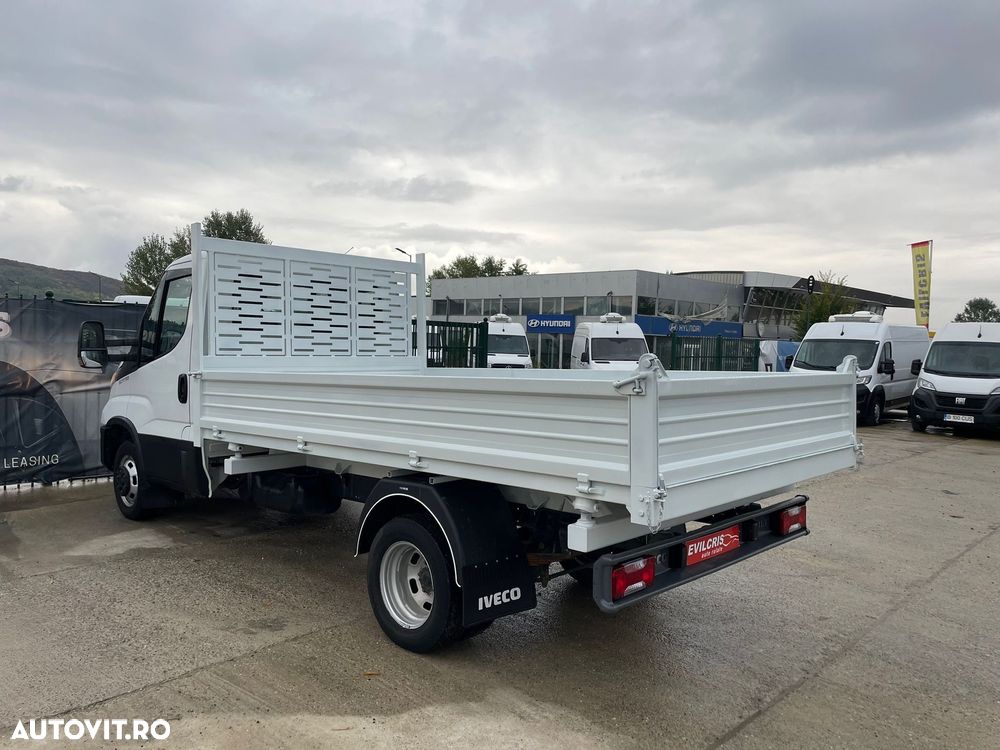 Iveco Daily 3.0 D BASCULABIL AXA DUBLA SPATE - 13