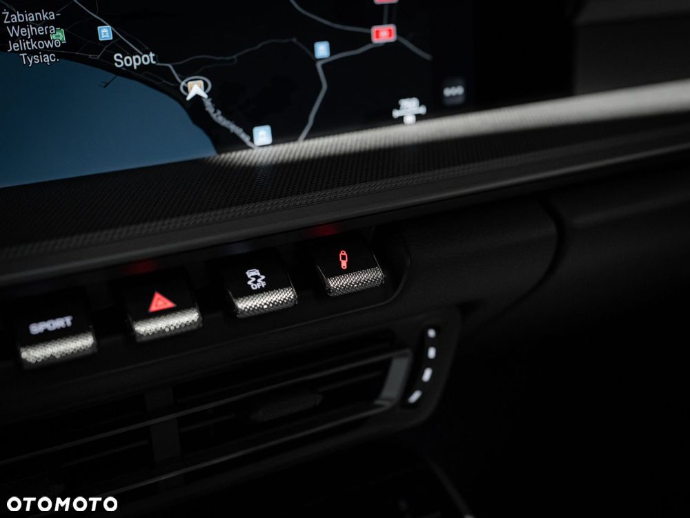 Porsche 911 Carrera - 26