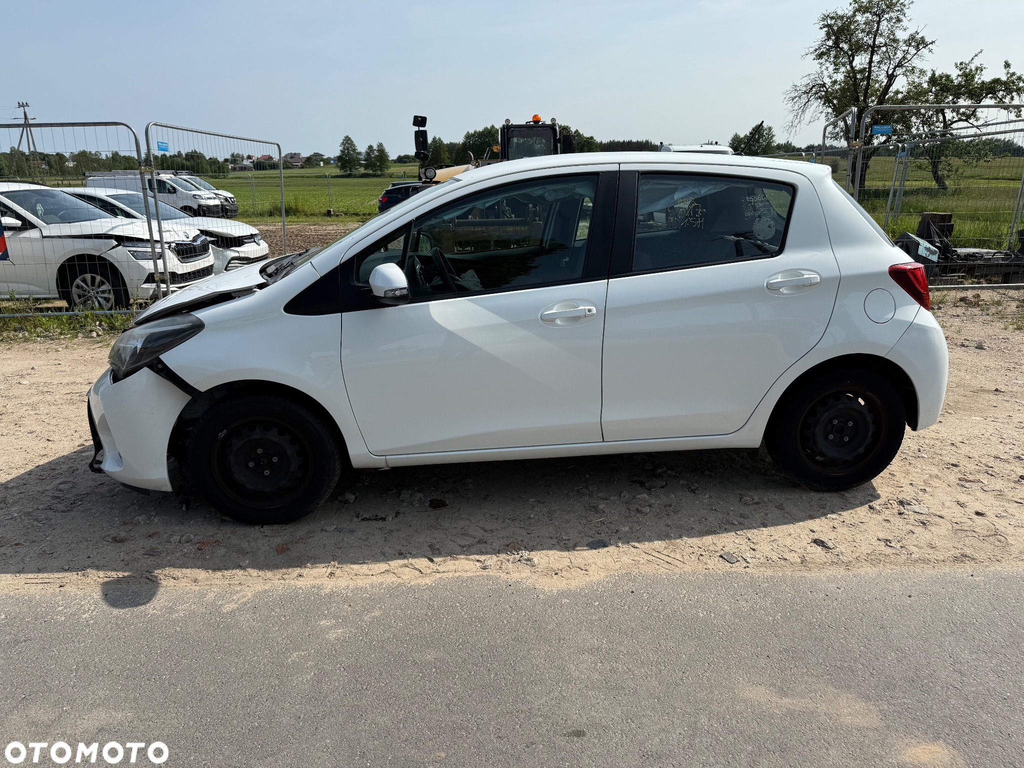 Toyota Yaris Hybrid 1.5 VVT-i Comfort - 4