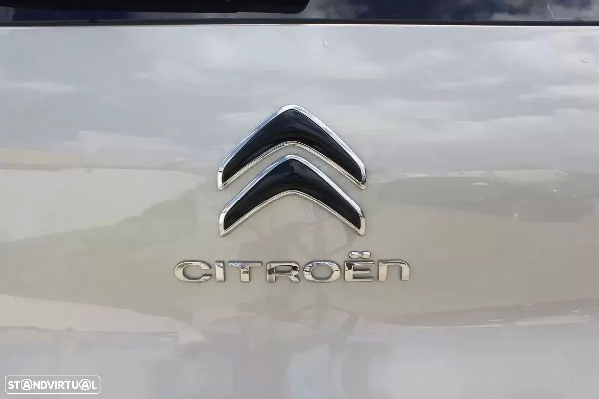 Citroën C3 1.2 PureTech Shine EAT6 - 11