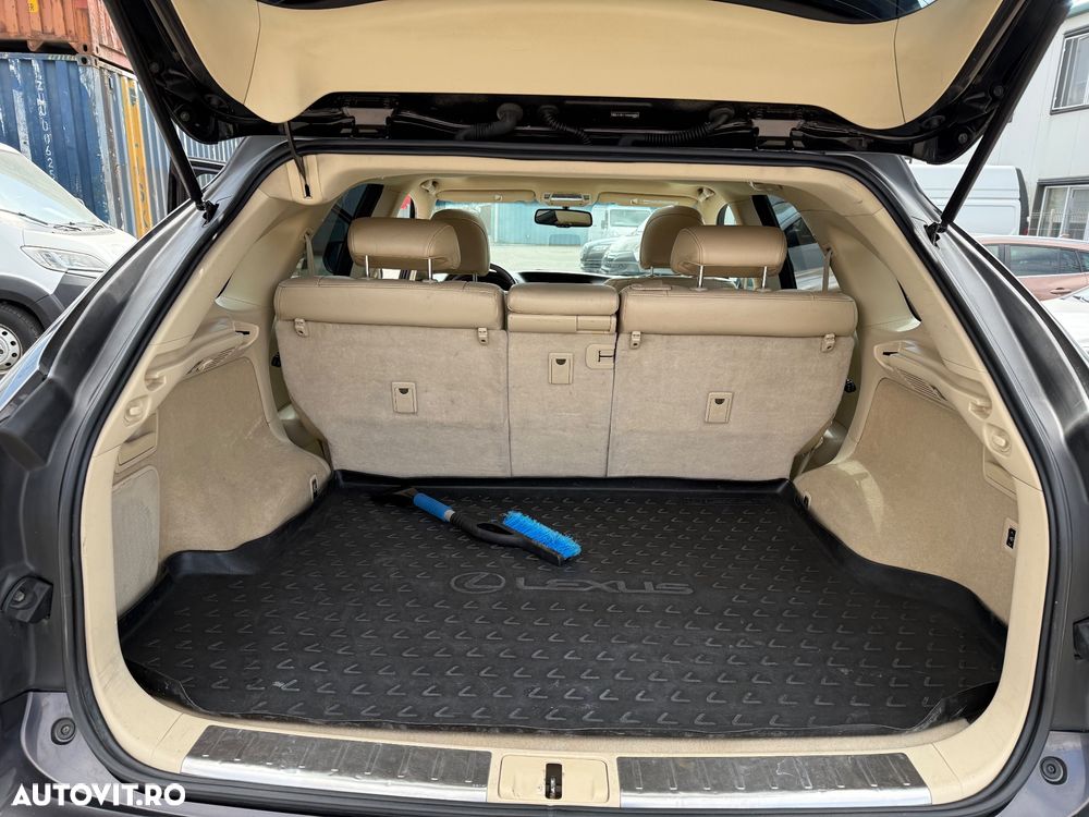 Lexus Seria RX 450h Aut. Luxury - 24