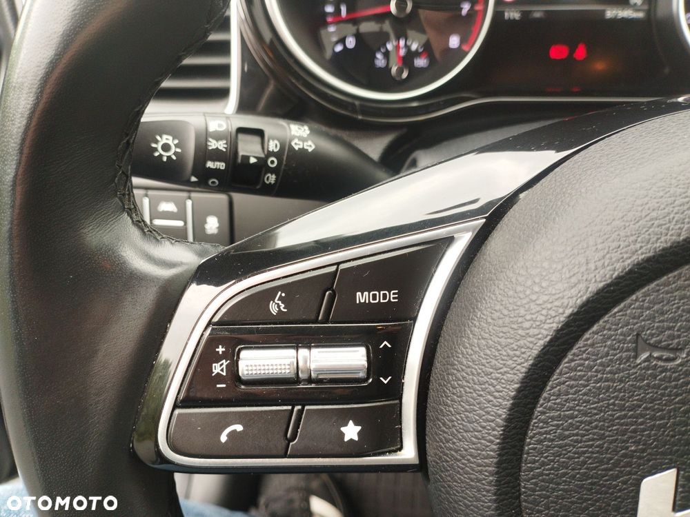 Kia Ceed 1.5 T-GDI Tribute - 32