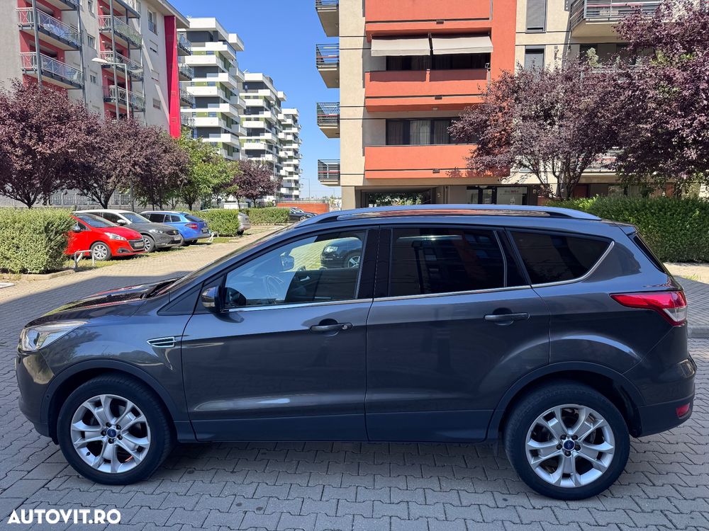 Ford Kuga 1.5 EcoBoost 2x4 Titanium - 14