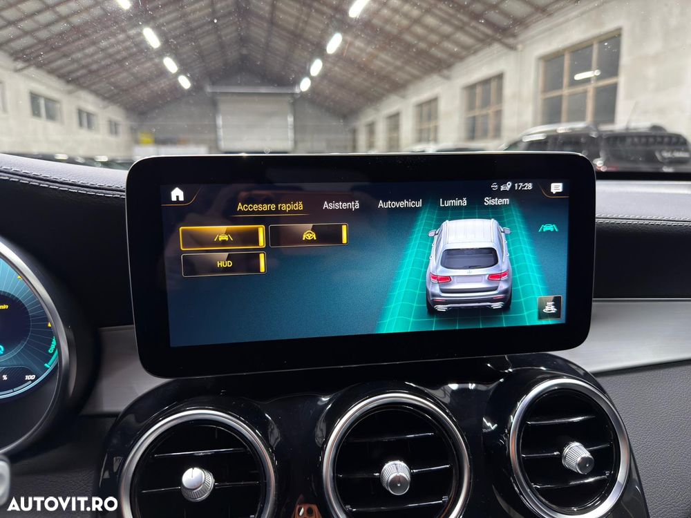 Mercedes-Benz GLC 300 de 4Matic 9G-TRONIC AMG Line - 15