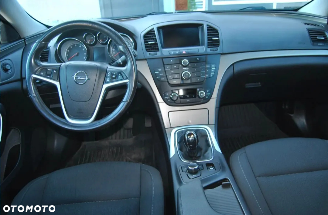 Opel Insignia 1.8 Sports Tourer - 8