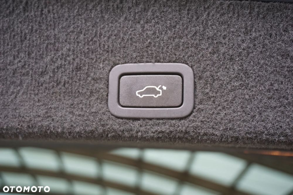 Volvo XC 60 D3 Momentum - 21