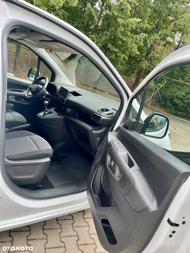 Toyota ProAce Kombi D-4D Medium 2,6t - 17