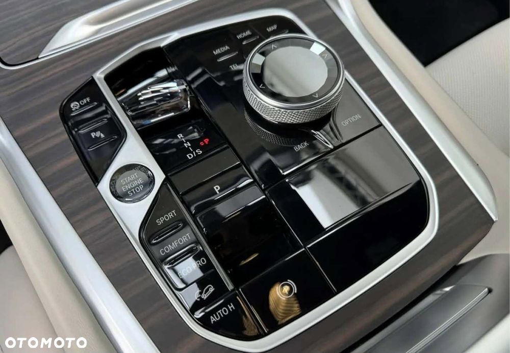 BMW X6 - 16