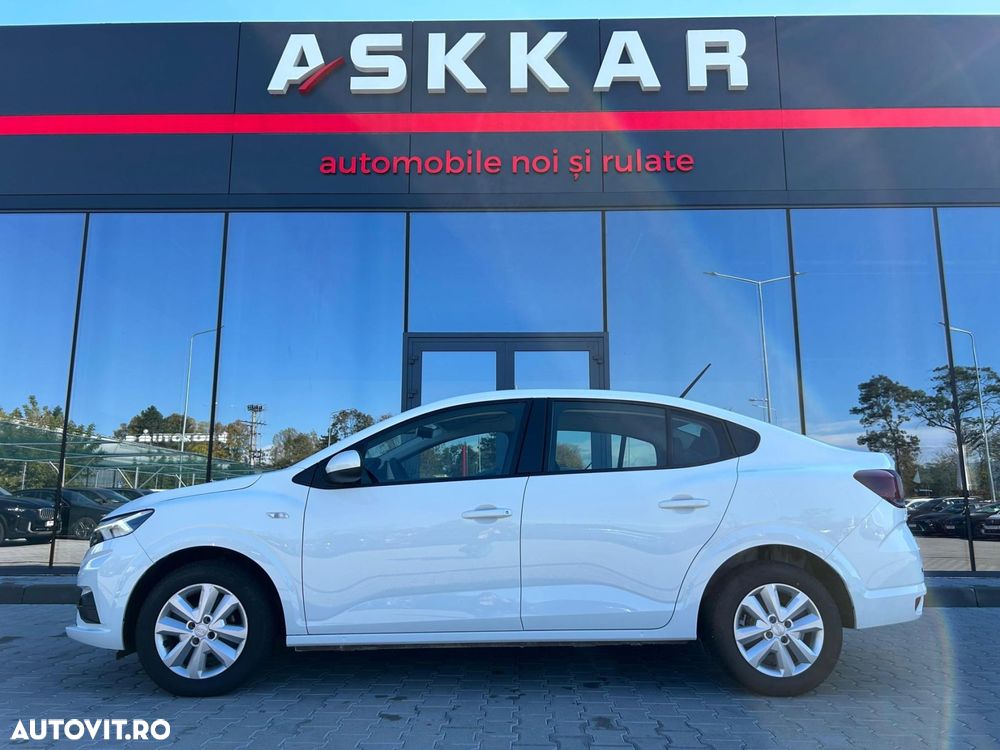 Dacia Logan TCe 90 MT6 Comfort - 9