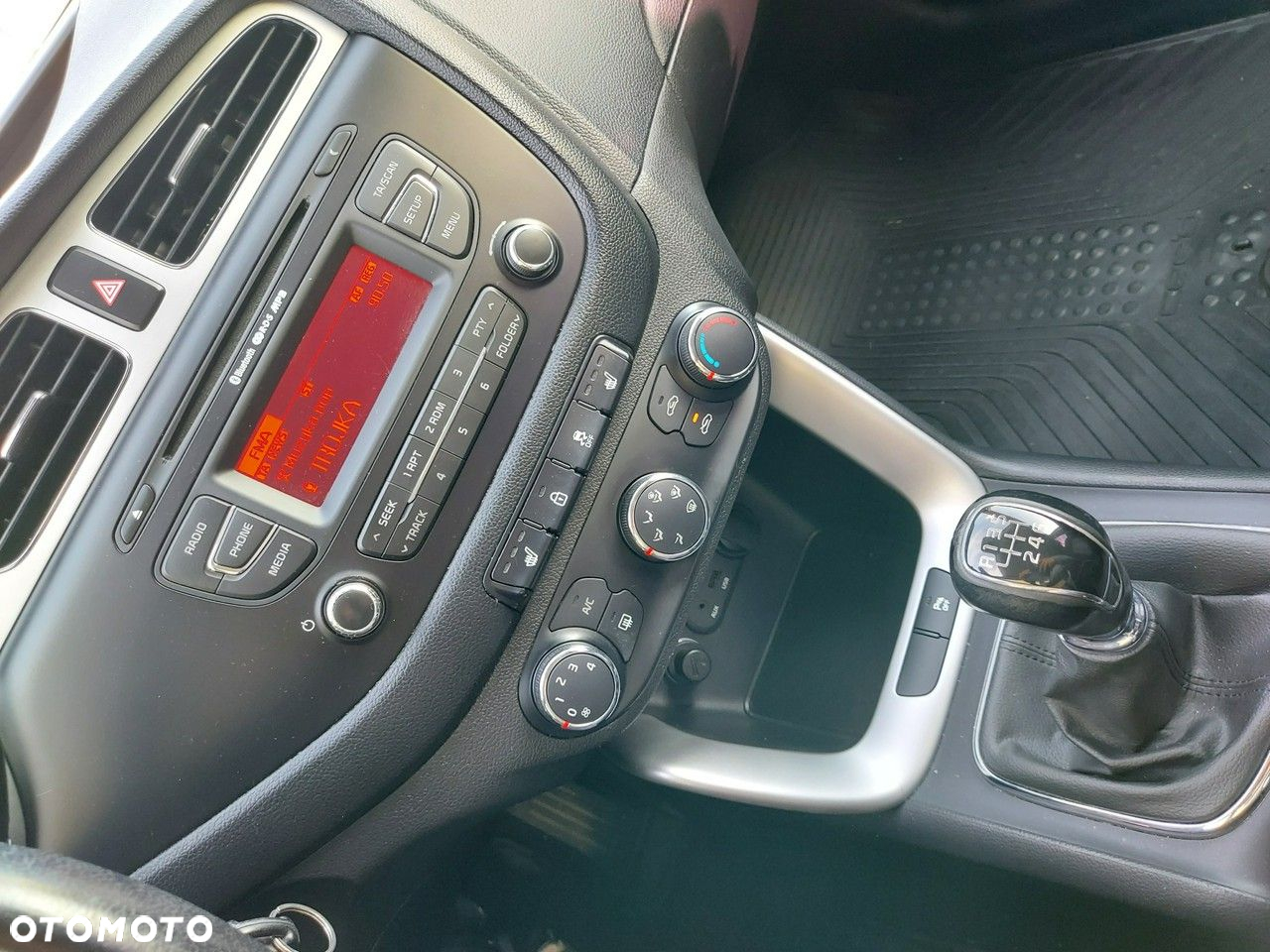 Kia Ceed - 7