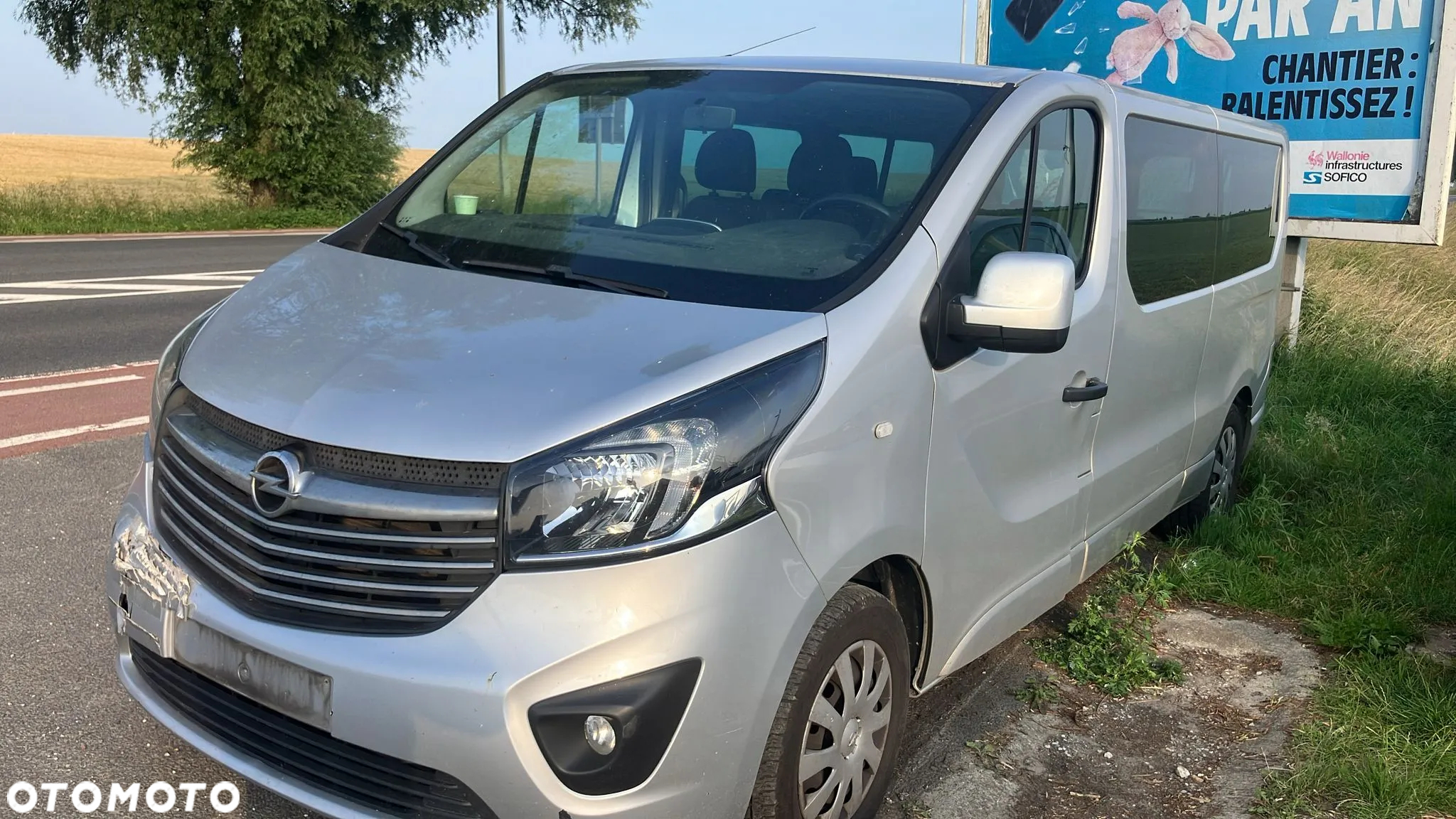 Opel Vivaro L2H1 2.9t Edition Premium - 4