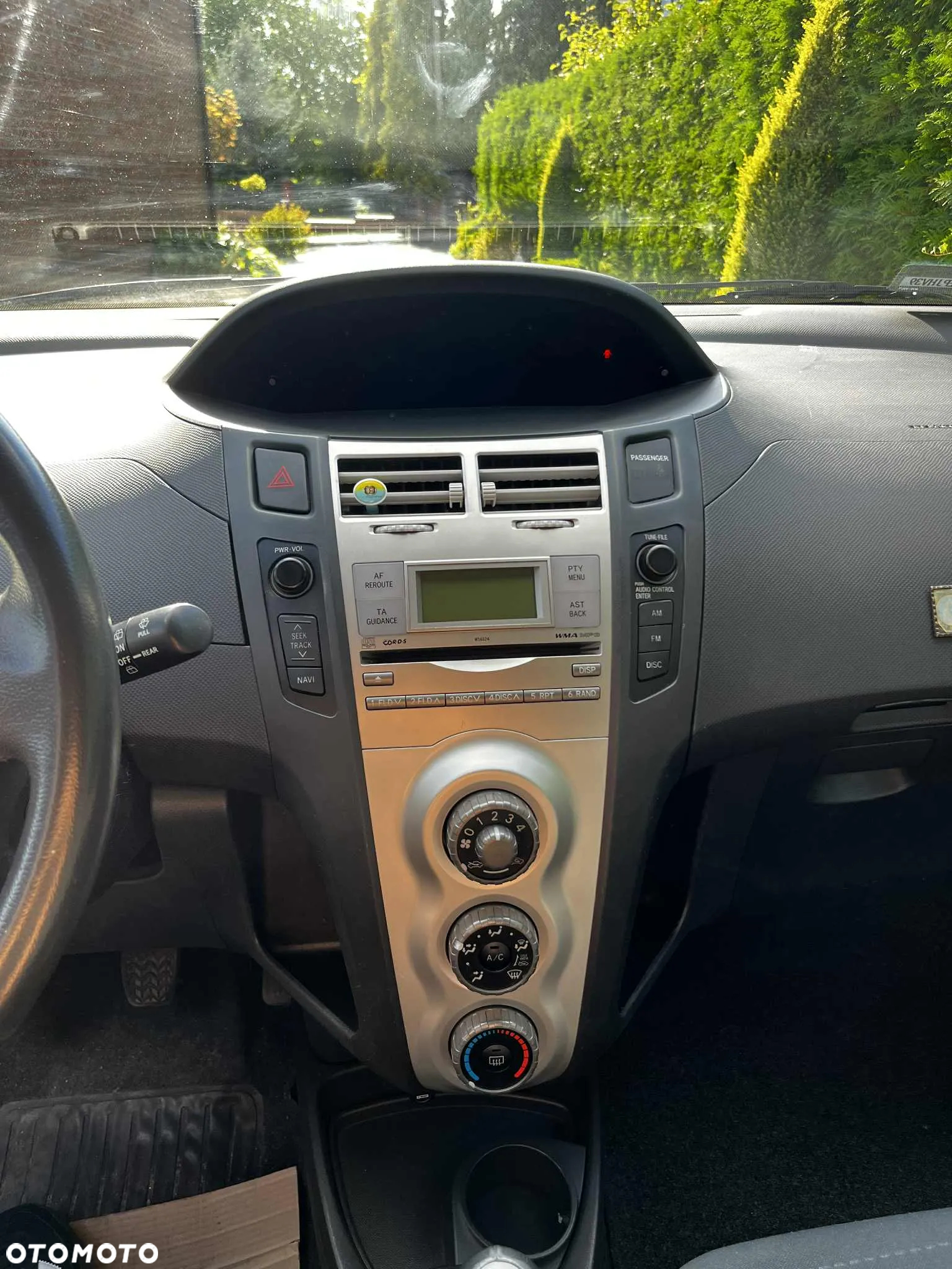Toyota Yaris 1.3 Luna - 12