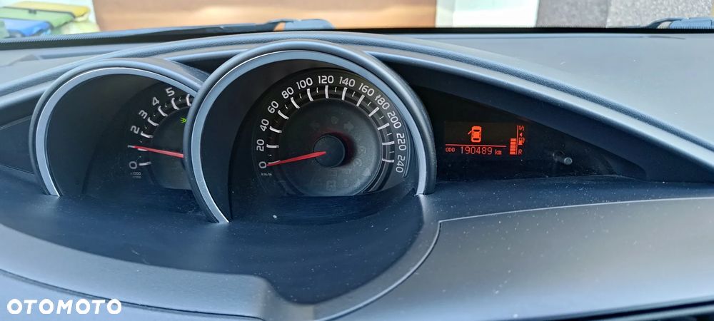 Toyota Verso 1.8 Prestige MS 7os EU6 - 3