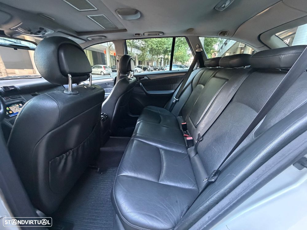 Mercedes-Benz C 220 - 10