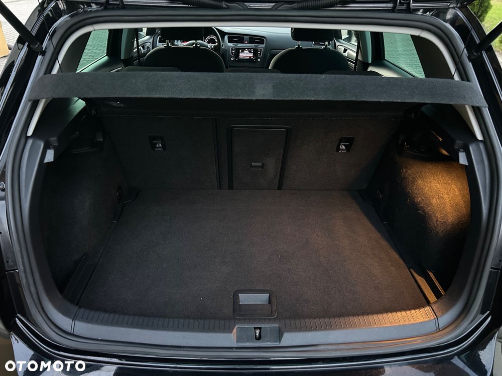 Volkswagen Golf 1.2 TSI BlueMotion Technology Lounge - 22
