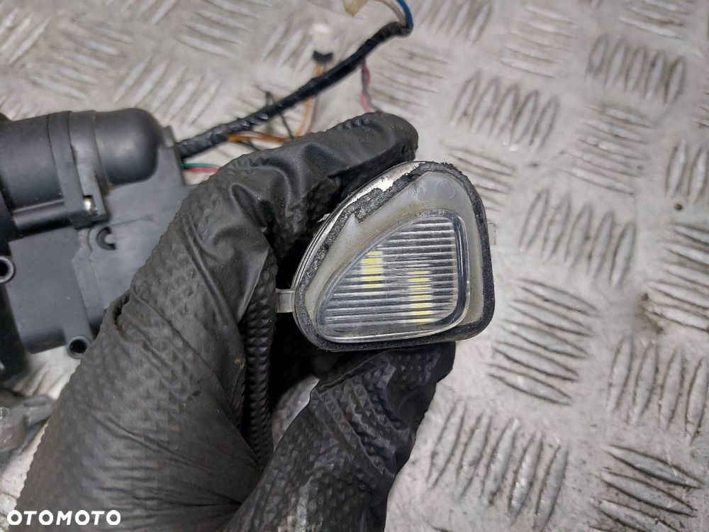 LUSTERKO PRAWE ELEKTRYCZNE KIA CEED II 10 PIN EUROPA USZKODZONE CZĘŚCI - 8