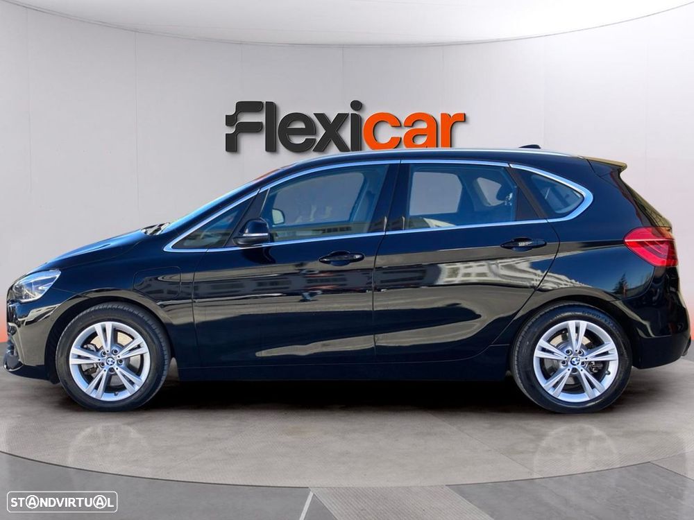 BMW 225xe Active Tourer - 4