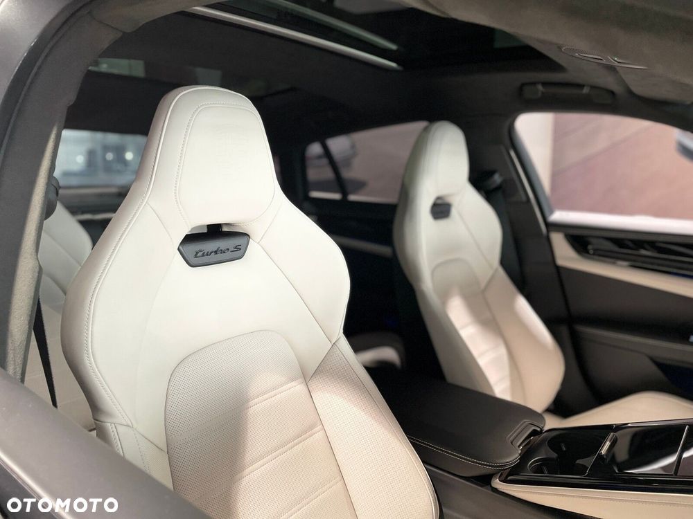 Porsche Panamera - 19