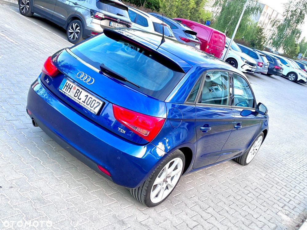 Audi A1 Sportback 1.6 TDI Attraction - 4