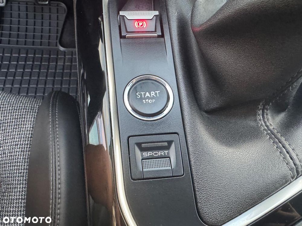 Peugeot 3008 HDi FAP 150 Premium - 27